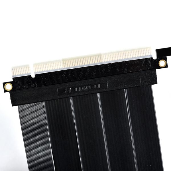 Lian Li PW-PCI-420     200mm PCIe 4.0 x16 riser cable  supports 16GT s speed  backward compatible  and fits O11D series  LANCOOL II III 216  and V3000 PLUS.