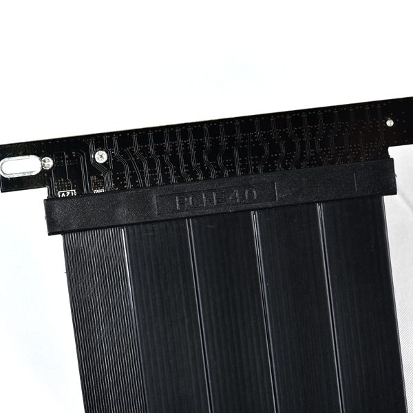 Lian Li PW-PCI-420     200mm PCIe 4.0 x16 riser cable  supports 16GT s speed  backward compatible  and fits O11D series  LANCOOL II III 216  and V3000 PLUS.